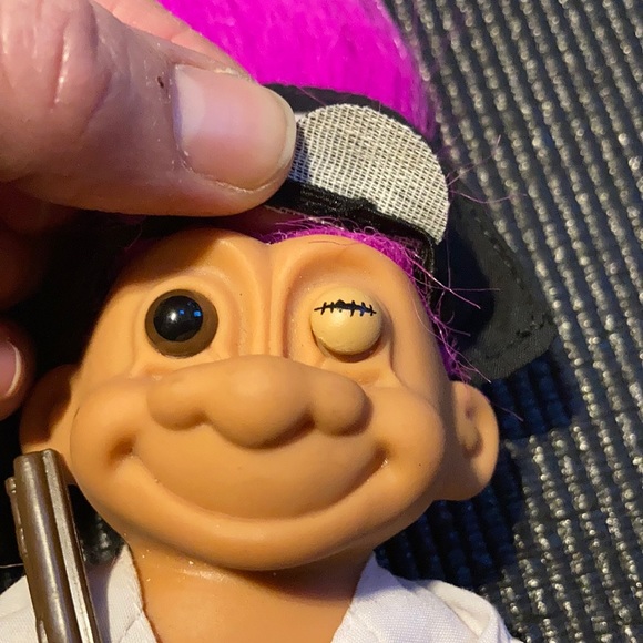Vintage Russ Pirate Troll Doll Magenta Hair - Picture 3 of 7